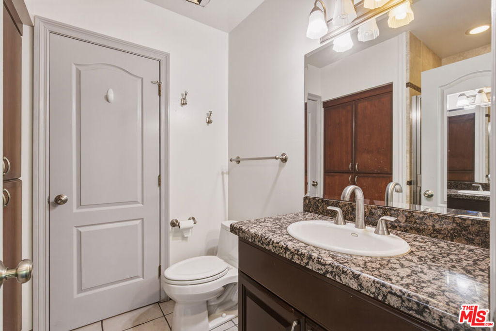 1132 S Doheny Drive - Photo 27