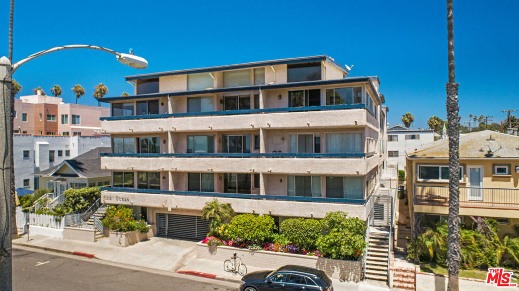 2221 Ocean Avenue - Photo 43