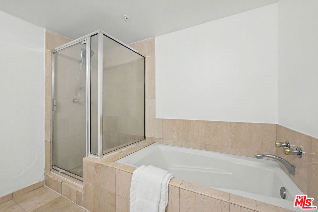 8559 Alcott Street - Photo 27