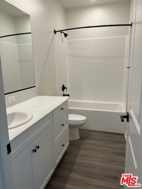 7323 Chetco River Street - Photo 8