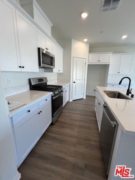 7323 Chetco River Street - Photo 17