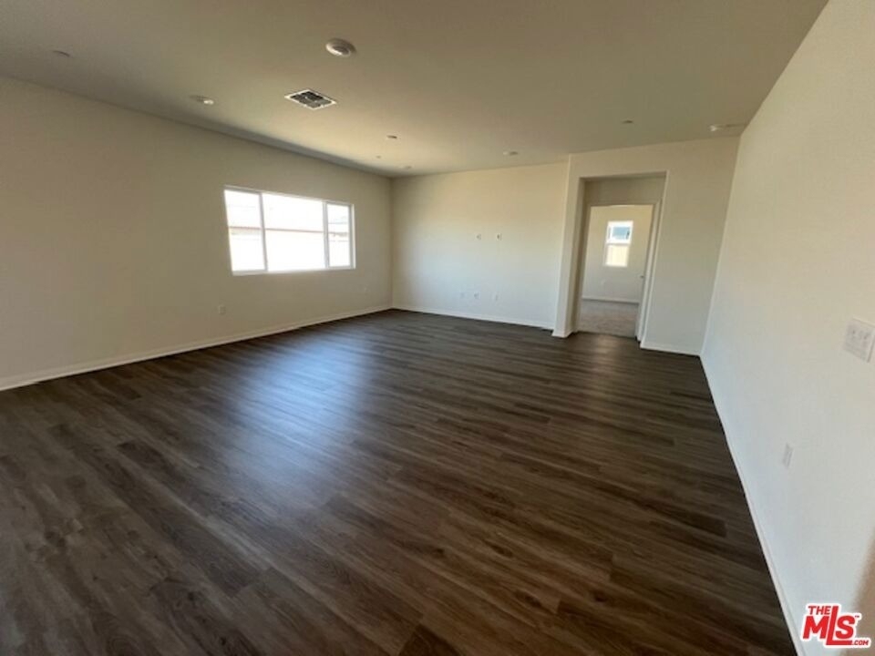 7323 Chetco River Street - Photo 1