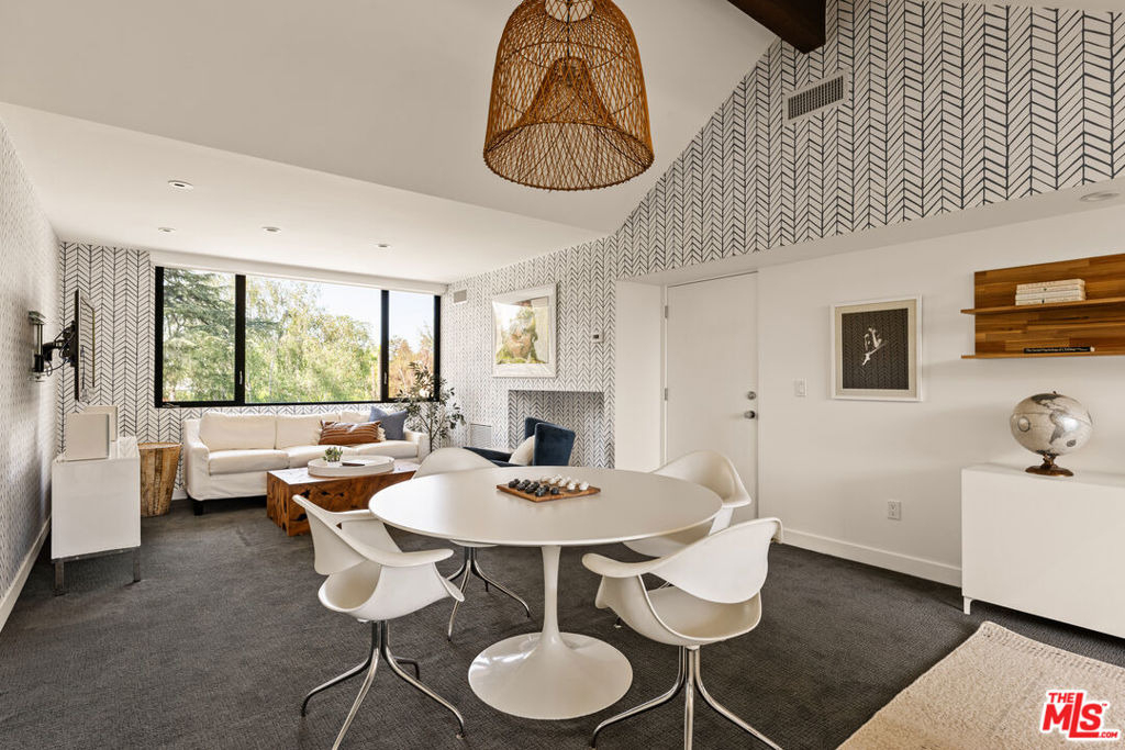 17352 Magnolia Boulevard - Photo 25