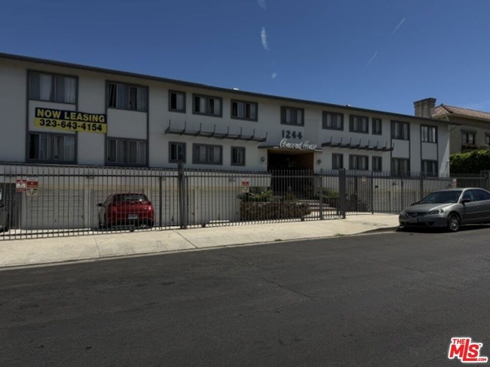 1244 4th Avenue - Photo 0