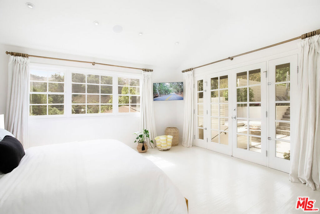 5866 Spring Oak Drive - Photo 15