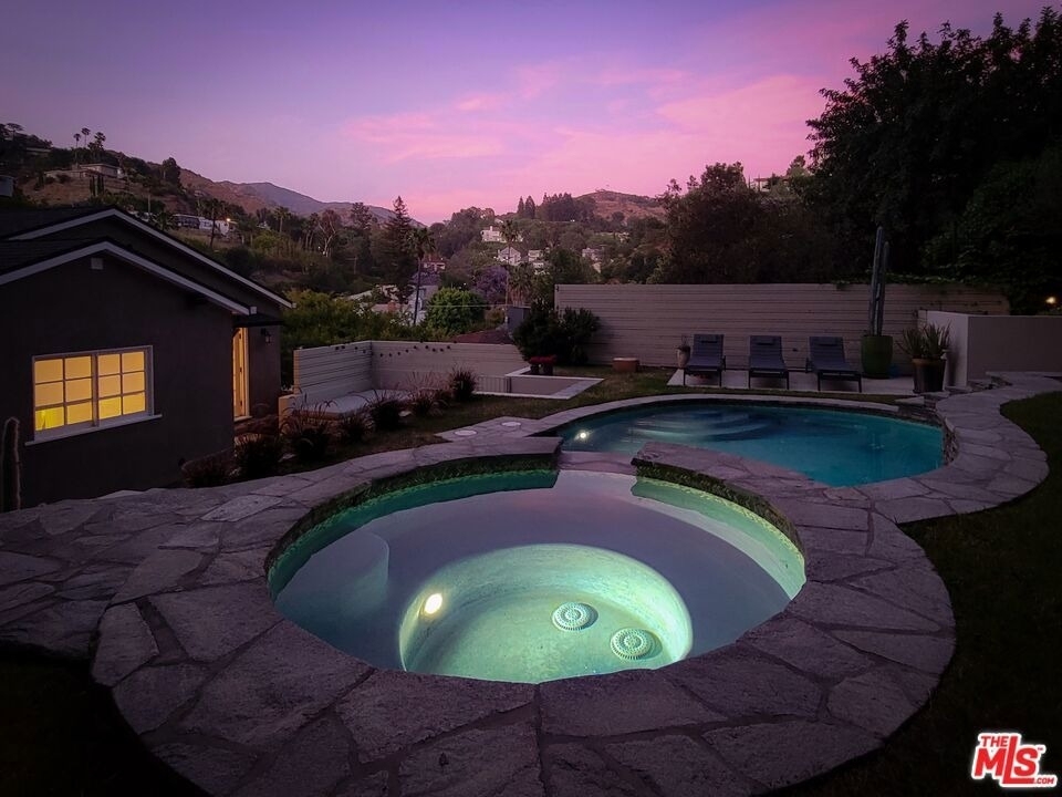 5866 Spring Oak Drive - Photo 7