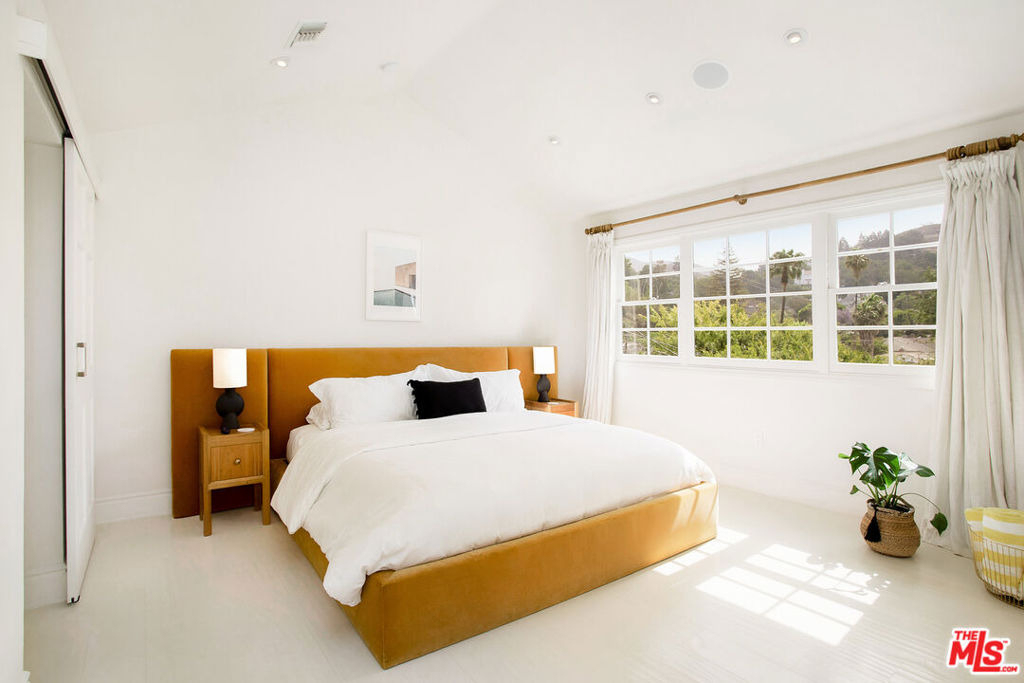 5866 Spring Oak Drive - Photo 14
