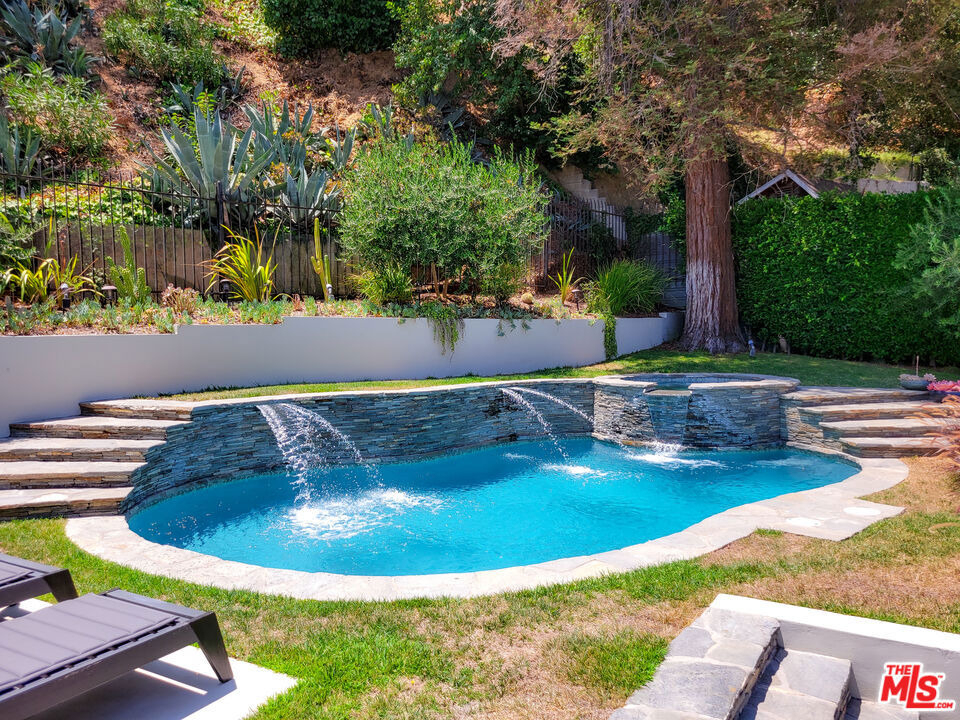 5866 Spring Oak Drive - Photo 32