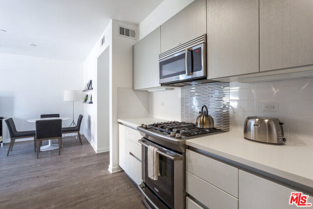 11776 Idaho Avenue - Photo 8