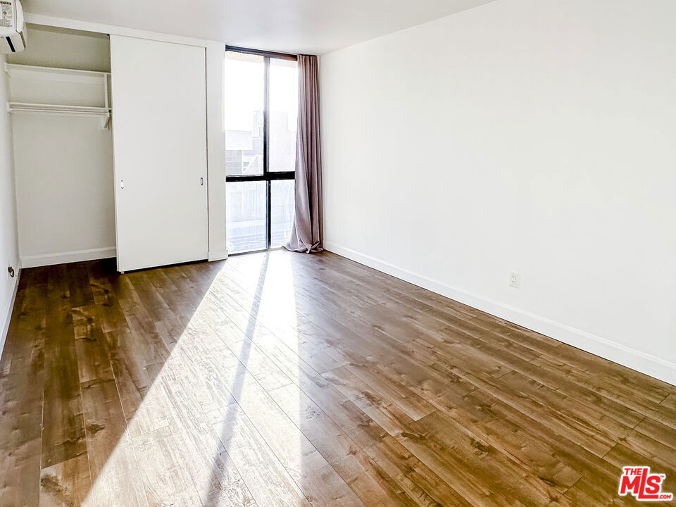 222 S Central Avenue - Photo 8