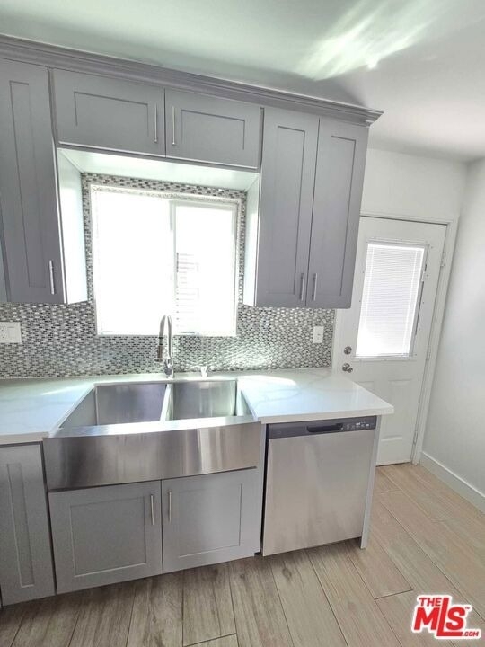 5341 Vantage Avenue - Photo 3