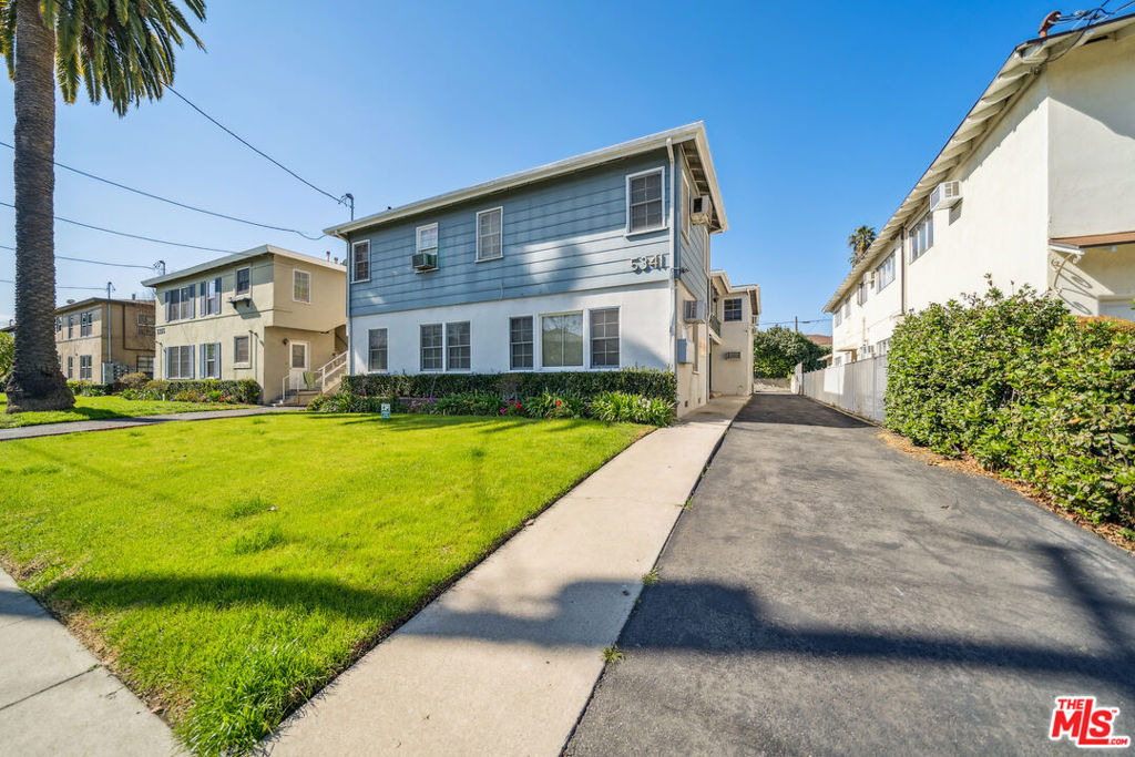 5341 Vantage Avenue - Photo 17