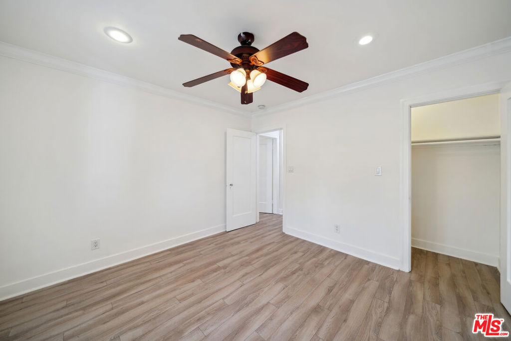 7942 Fountain Avenue - Photo 11