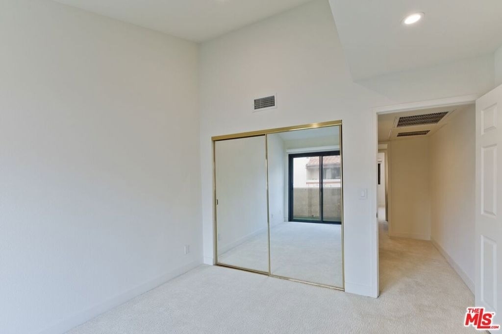 6930 De Celis Place - Photo 5
