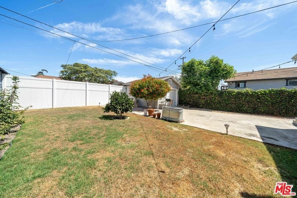 1821 W 42nd Place - Photo 14