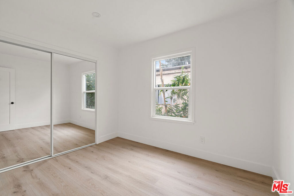 616 Sunset Avenue - Photo 6