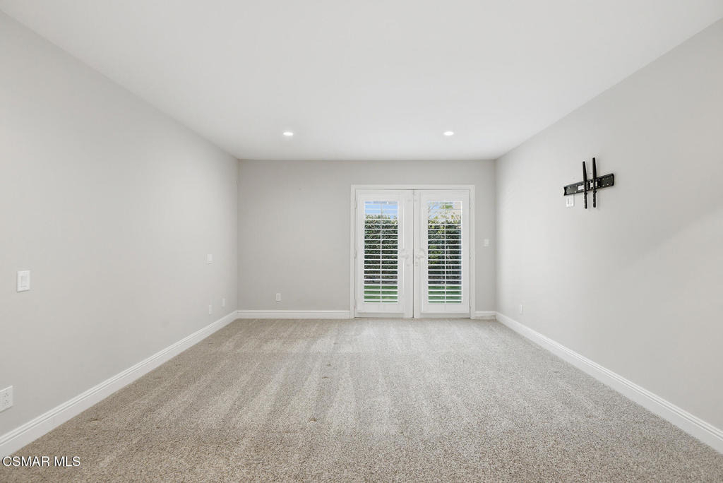 3235 Sierra Drive - Photo 14