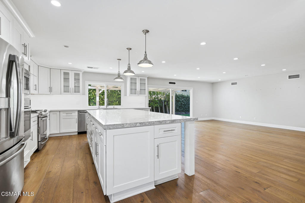 3235 Sierra Drive - Photo 5