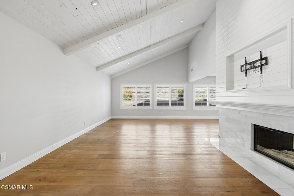3235 Sierra Drive - Photo 2