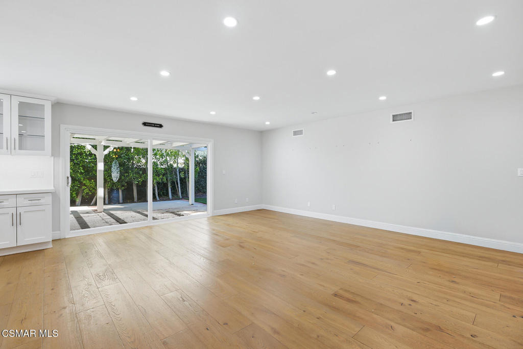 3235 Sierra Drive - Photo 6