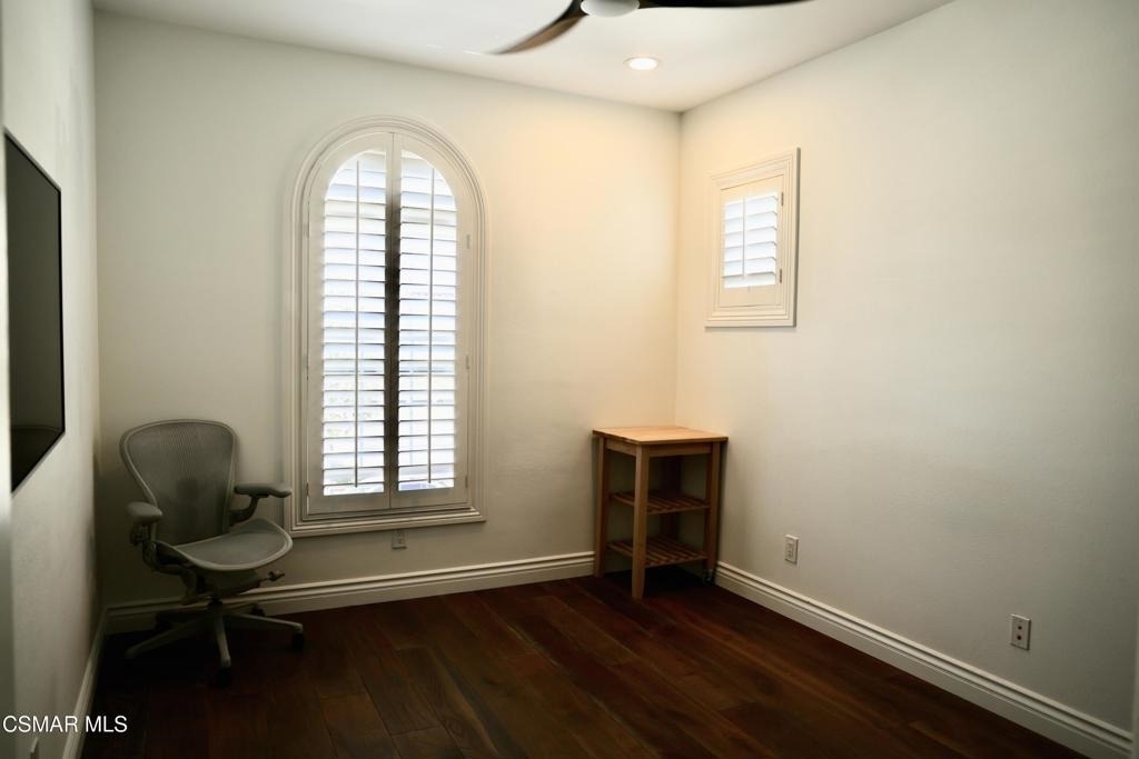 6072 Mandeville Place - Photo 31