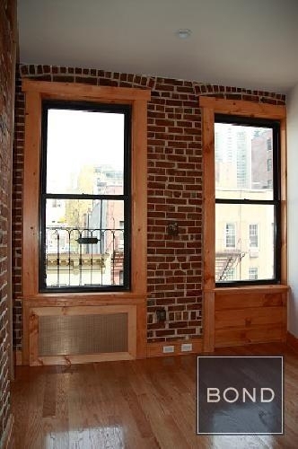 East 52nd Street - Photo 5
