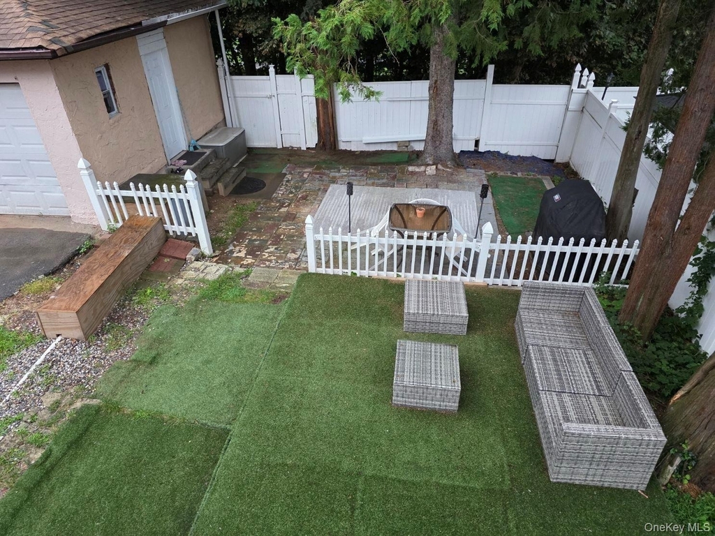 98 Bushey Avenue - Photo 27