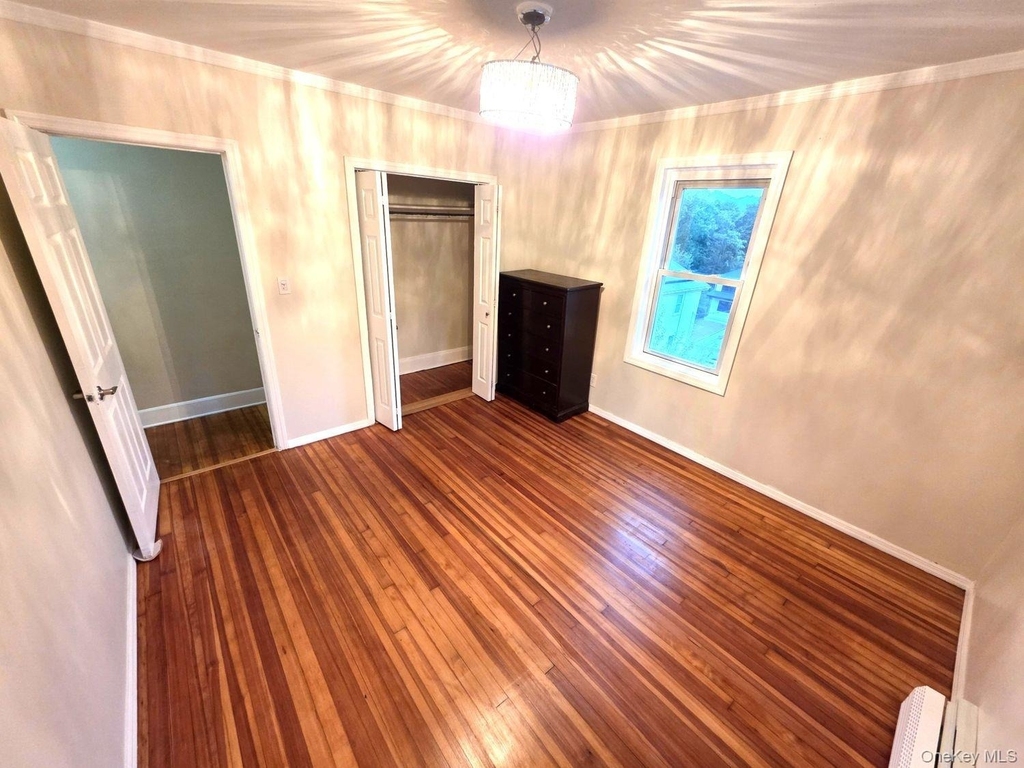 98 Bushey Avenue - Photo 12