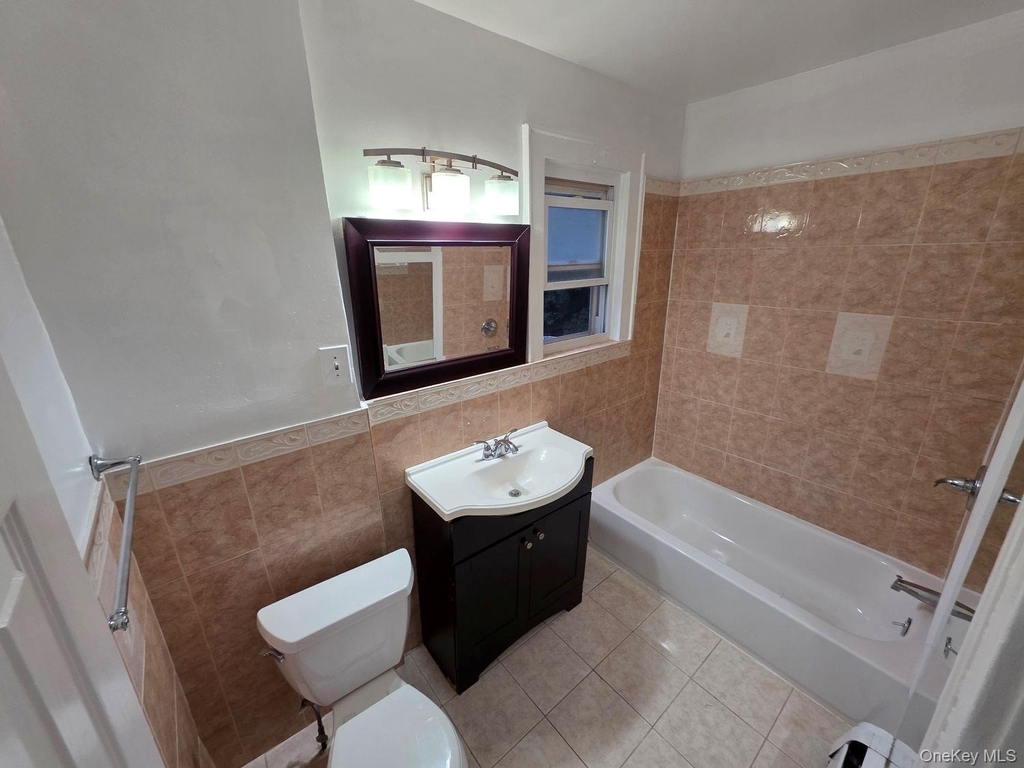 98 Bushey Avenue - Photo 19