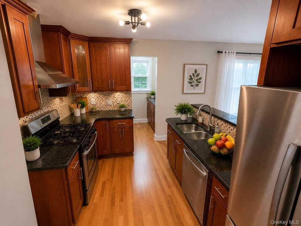 98 Bushey Avenue - Photo 1