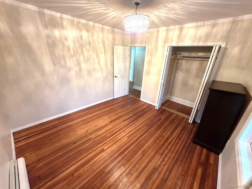 98 Bushey Avenue - Photo 11