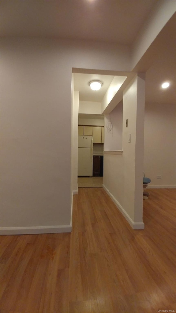 4107 Bowne Street - Photo 7