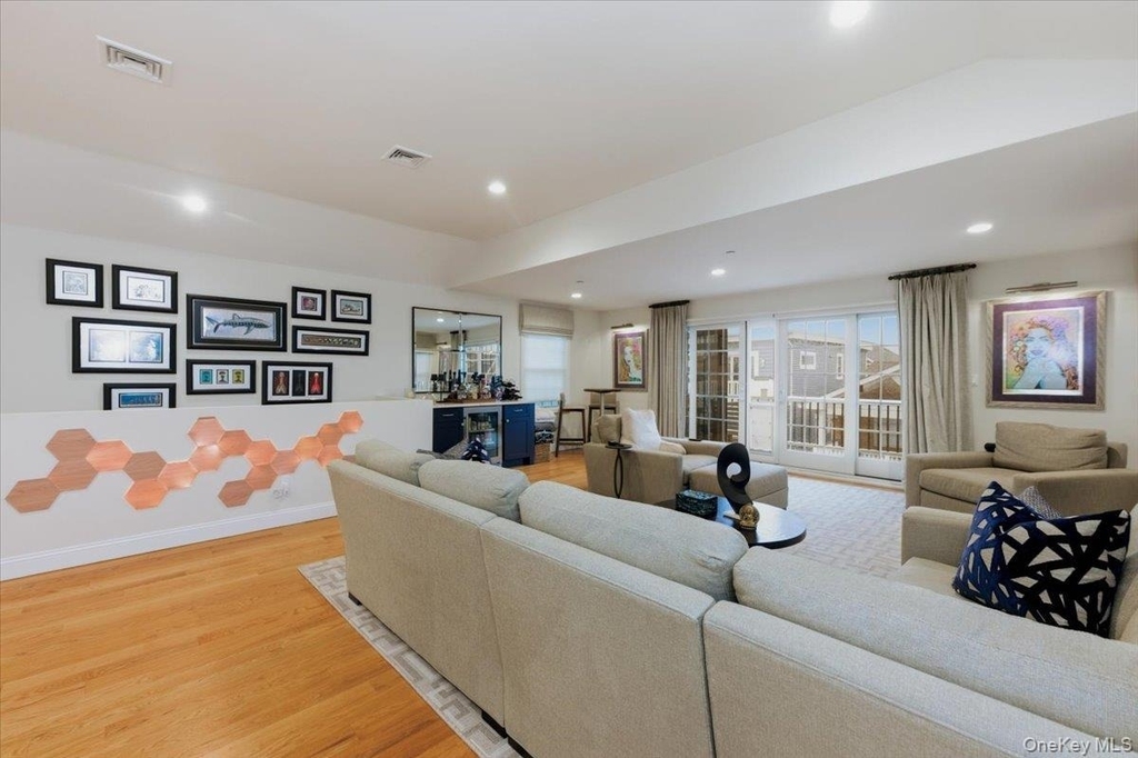 97 Wisconsin Street - Photo 6