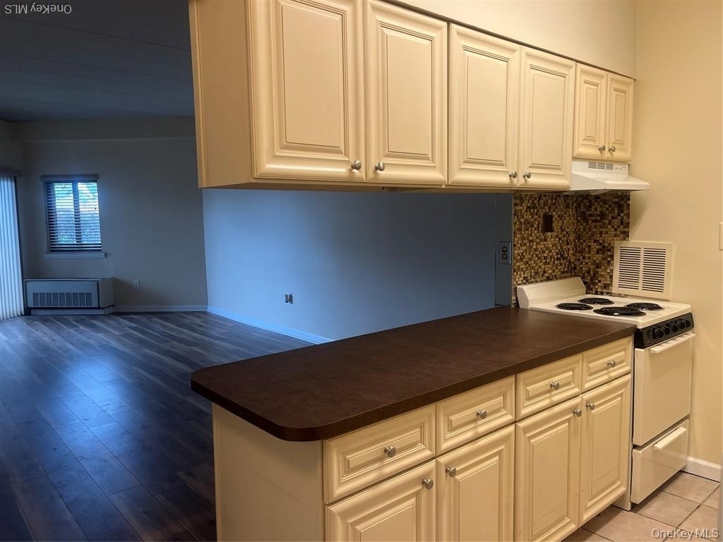 725 Miller Avenue - Photo 5