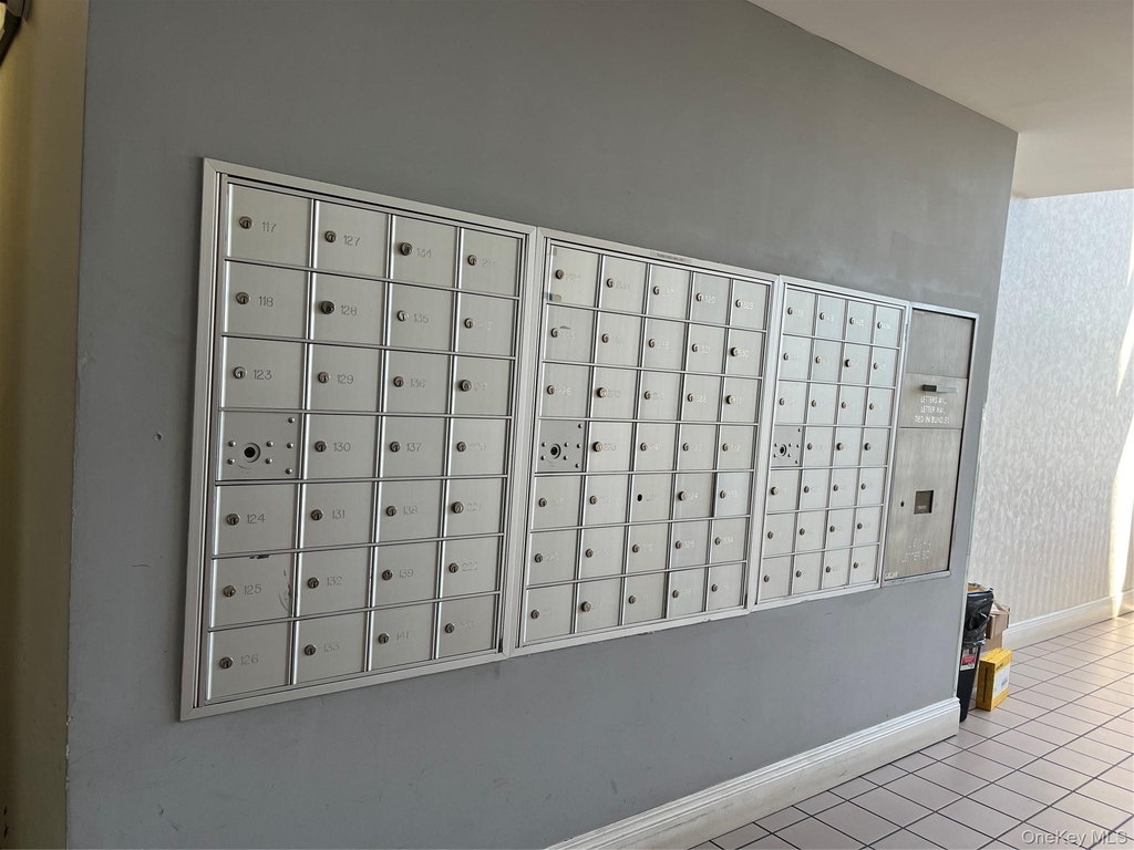 725 Miller Avenue - Photo 16