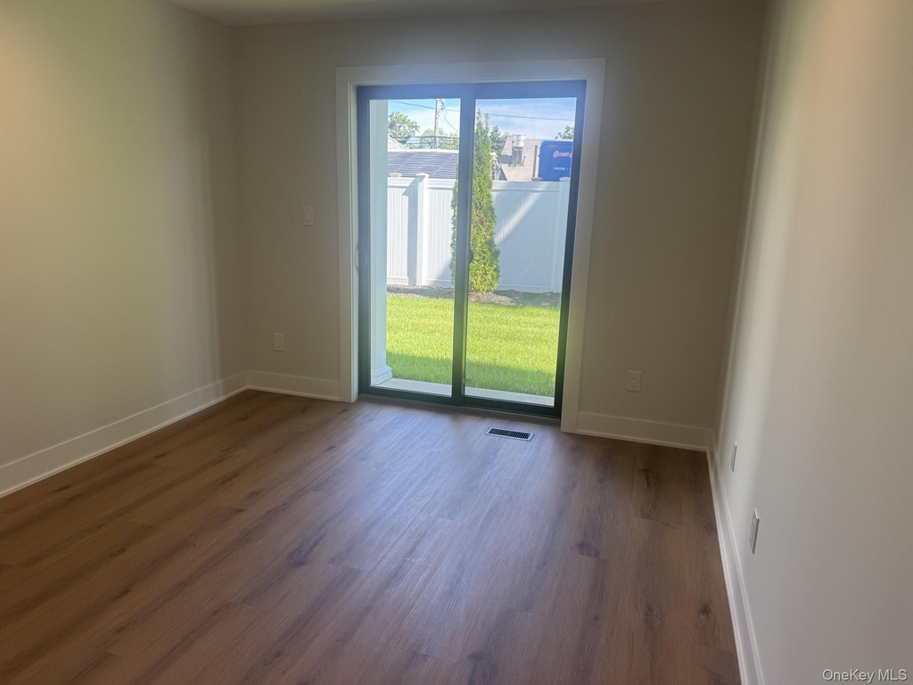 161 Union Avenue - Photo 11