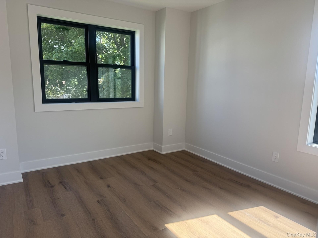 161 Union Avenue - Photo 8