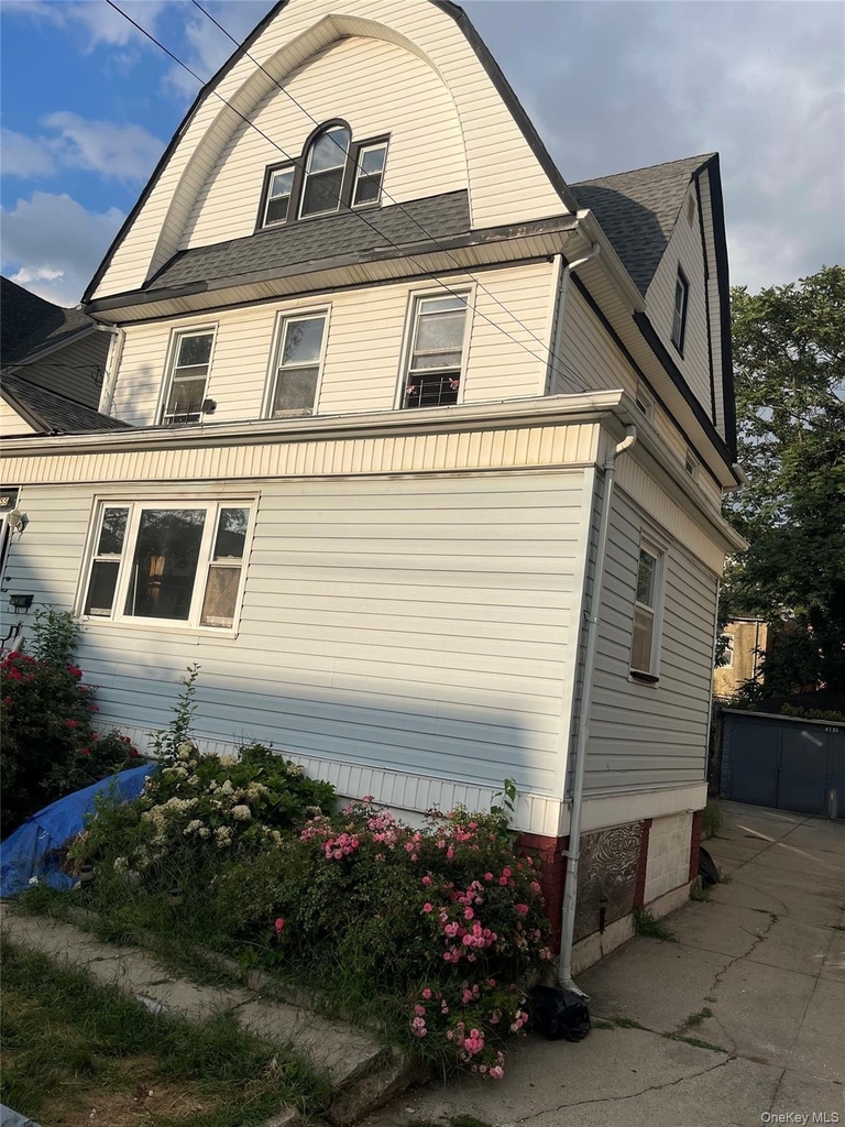 8755 114th Street - Photo 1