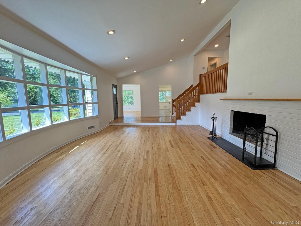 3 Stonewall Lane - Photo 0