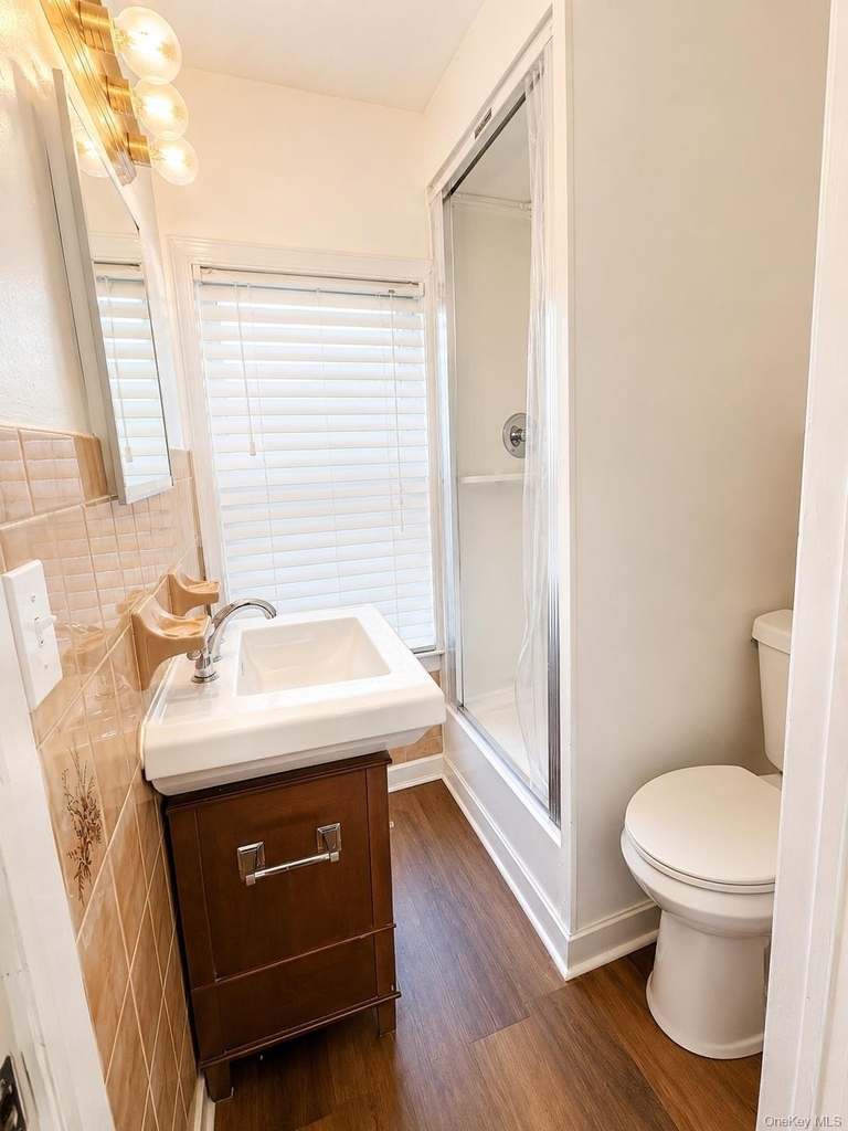 511 Locust Avenue - Photo 5