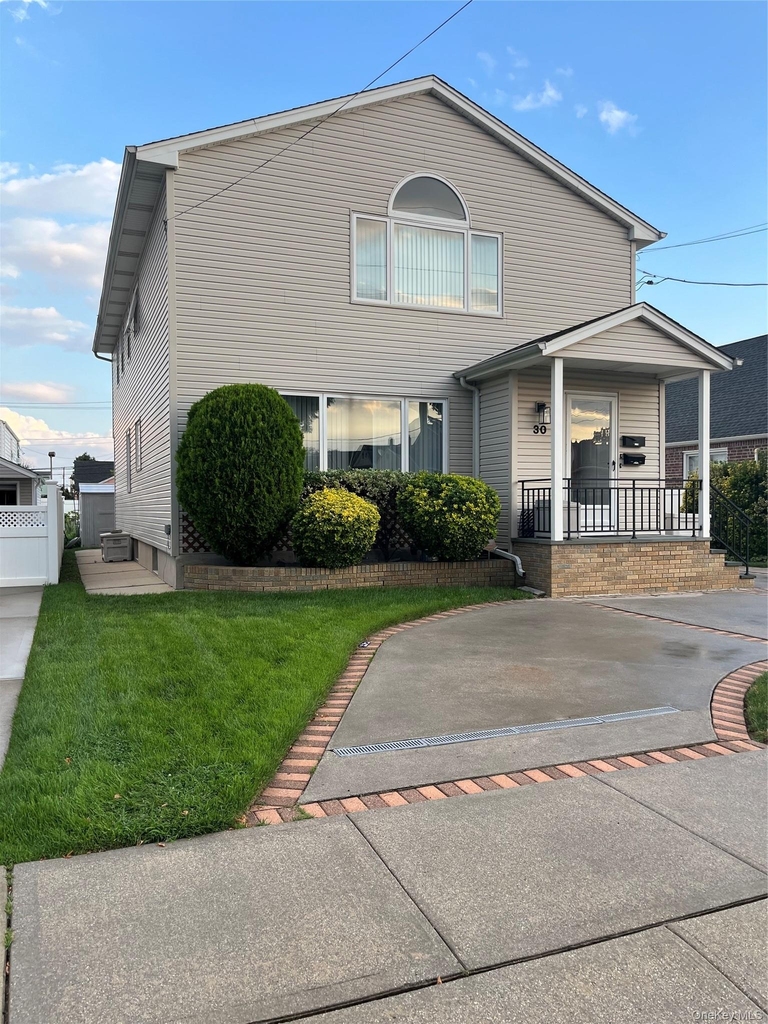 30 7th Street - Photo 1