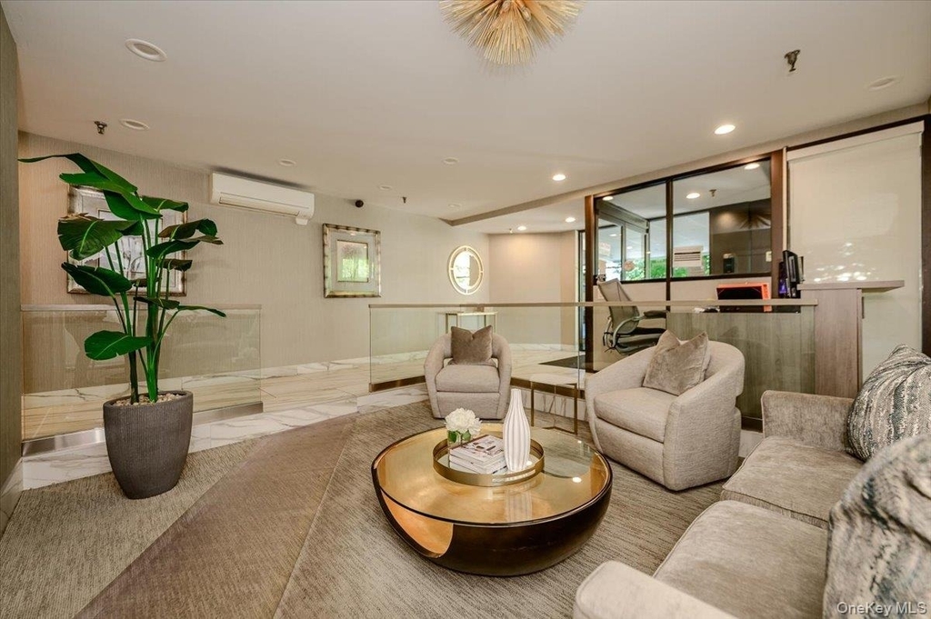 141 Great Neck Road - Photo 3