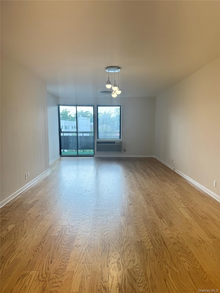 141 Great Neck Road - Photo 9