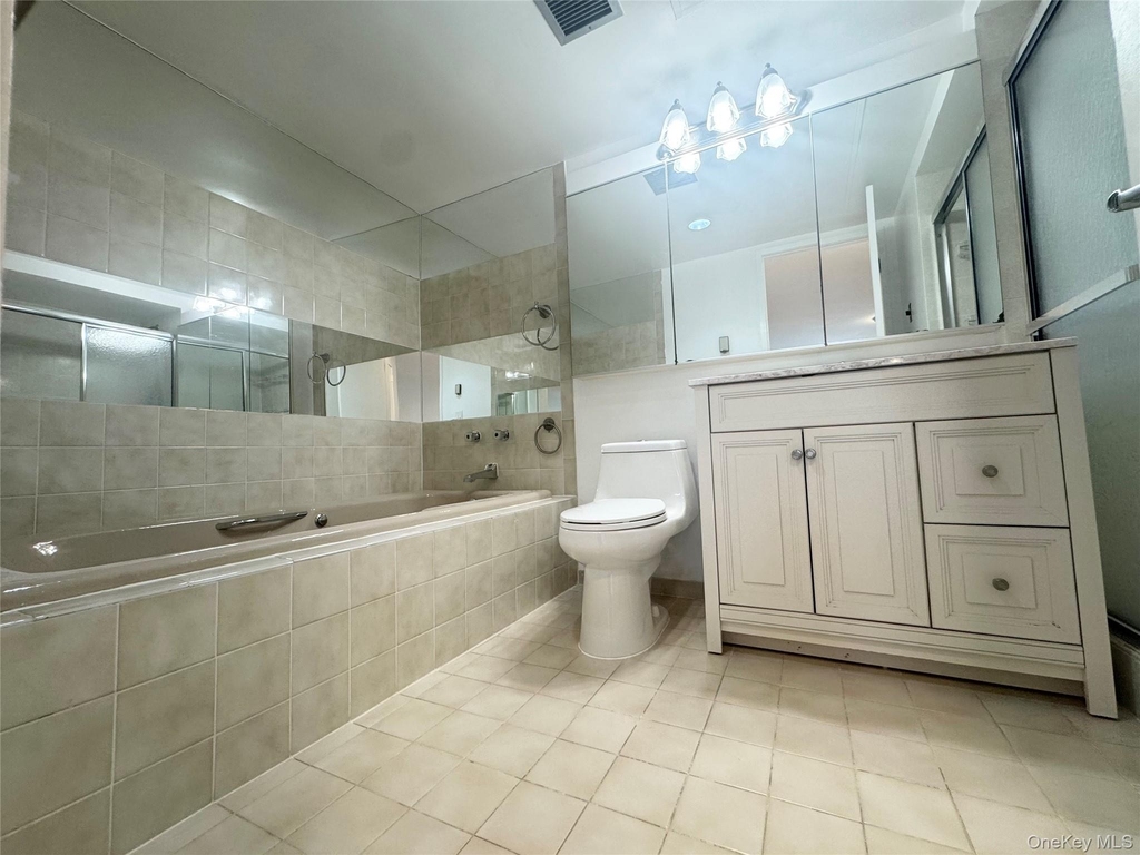 141 Great Neck Road - Photo 16