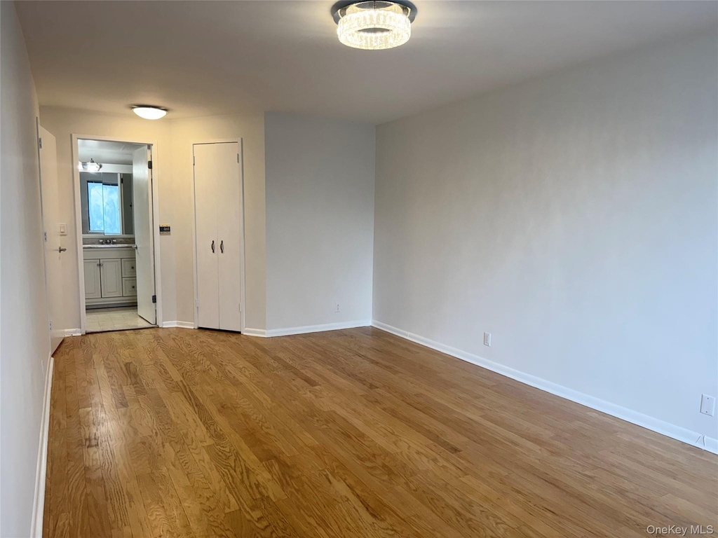 141 Great Neck Road - Photo 13