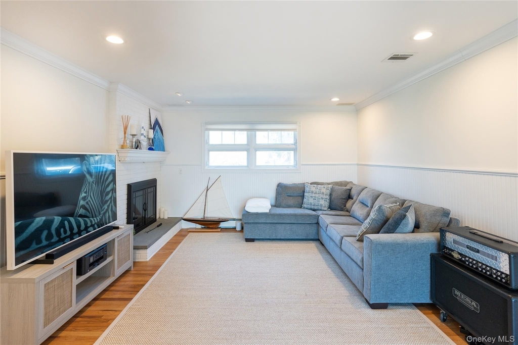 8 Bay Road - Photo 15