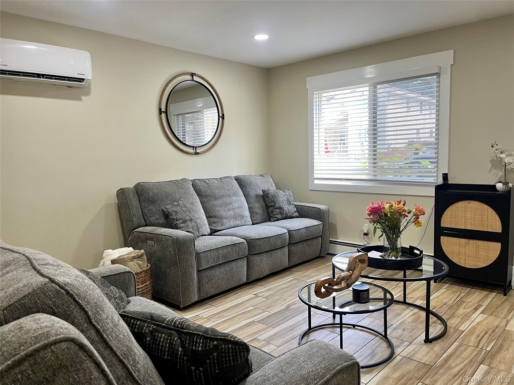 16 Maryland Avenue - Photo 2