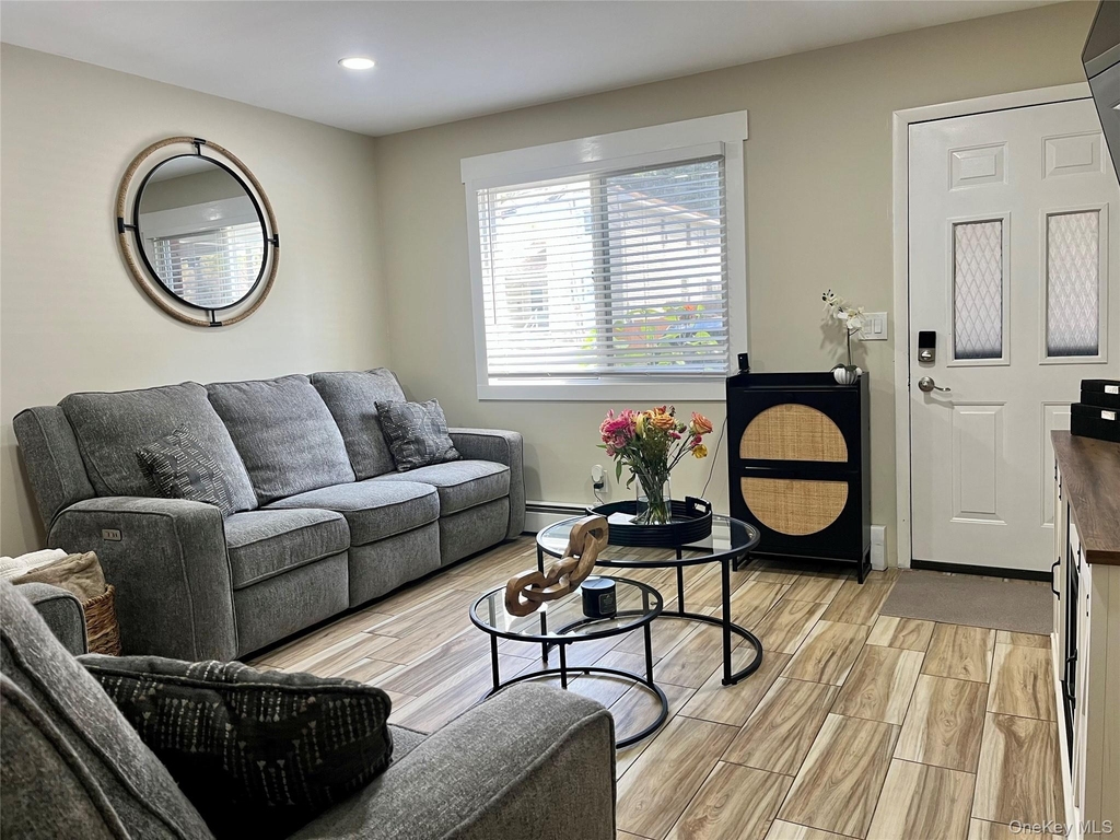 16 Maryland Avenue - Photo 3