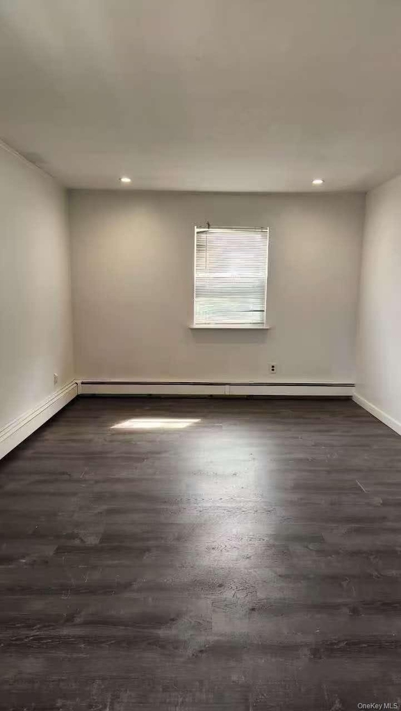 18-08 Murray St  2fl - Photo 4