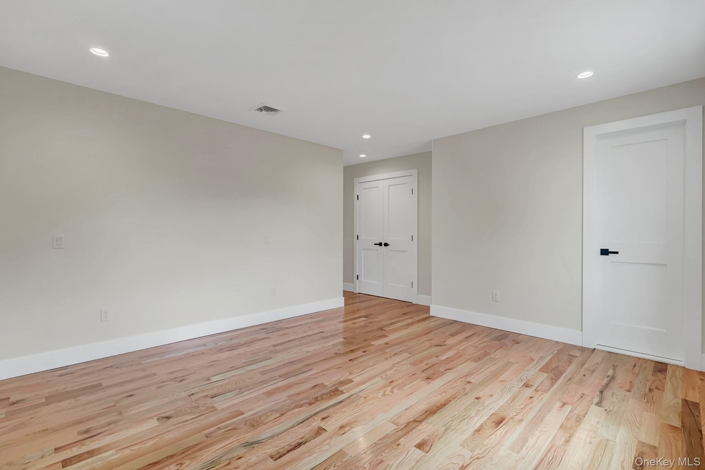 25 Sunnybrook Drive E - Photo 14